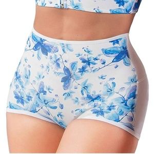 VEDETTE 5029 Panty Enhancer